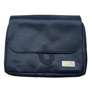United Global First Amenity Bag Navy Blue Tri-fold Zipper Pockets Snap Closure